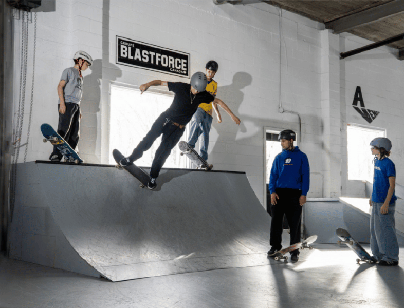 SKATE & SCOOT